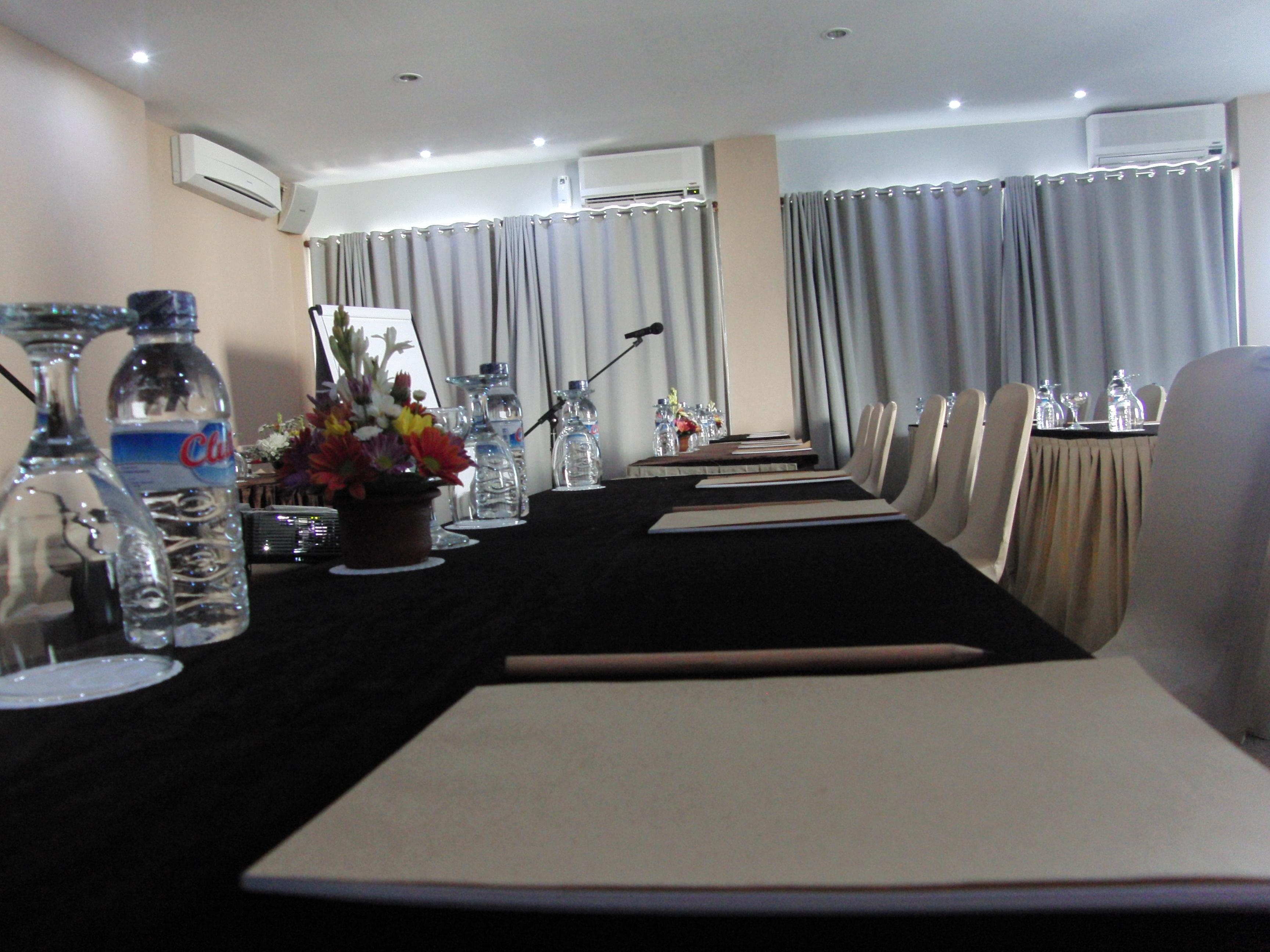 Umalas Hotel & Residence Seminyak Afaceri foto
